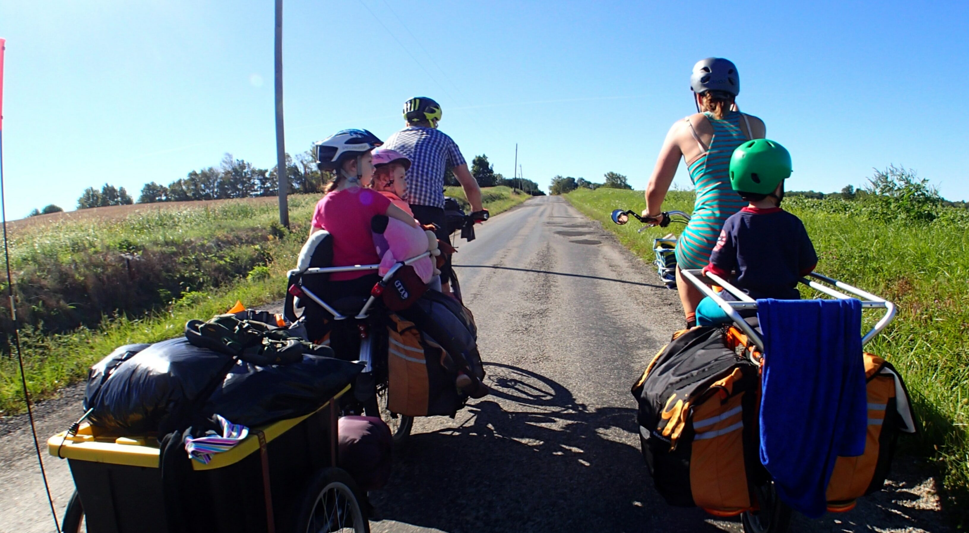 Useful tips for family trips with kids